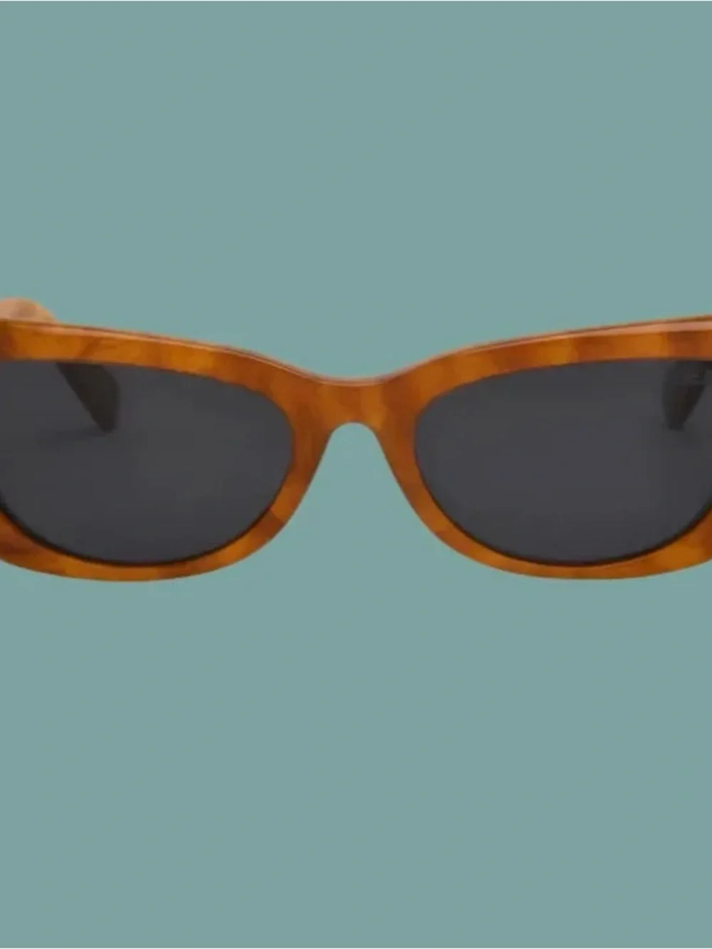 I Sea sunglasses Astrid style